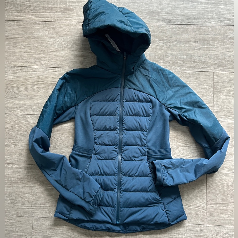 Lululemon Hooded Down Puffer Jacket Blue Size 6